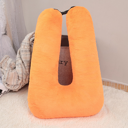 A sleep aid perfect for long journeys: Children's travel pillow